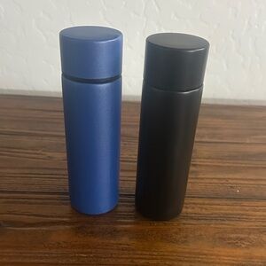 SUS 316 stainless steel Flask. Set of 2 blue and black 6 ounce